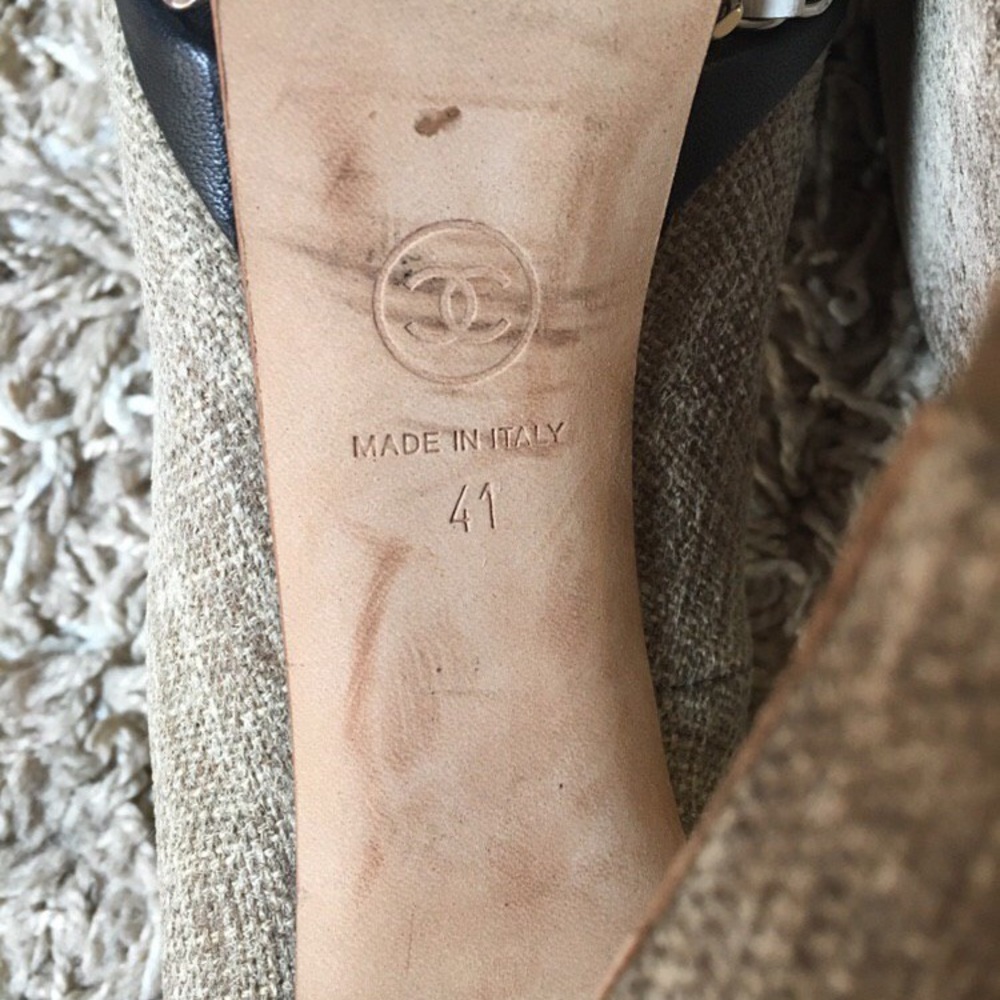 Authentic Chanel Shoes - Picture 6 of 8